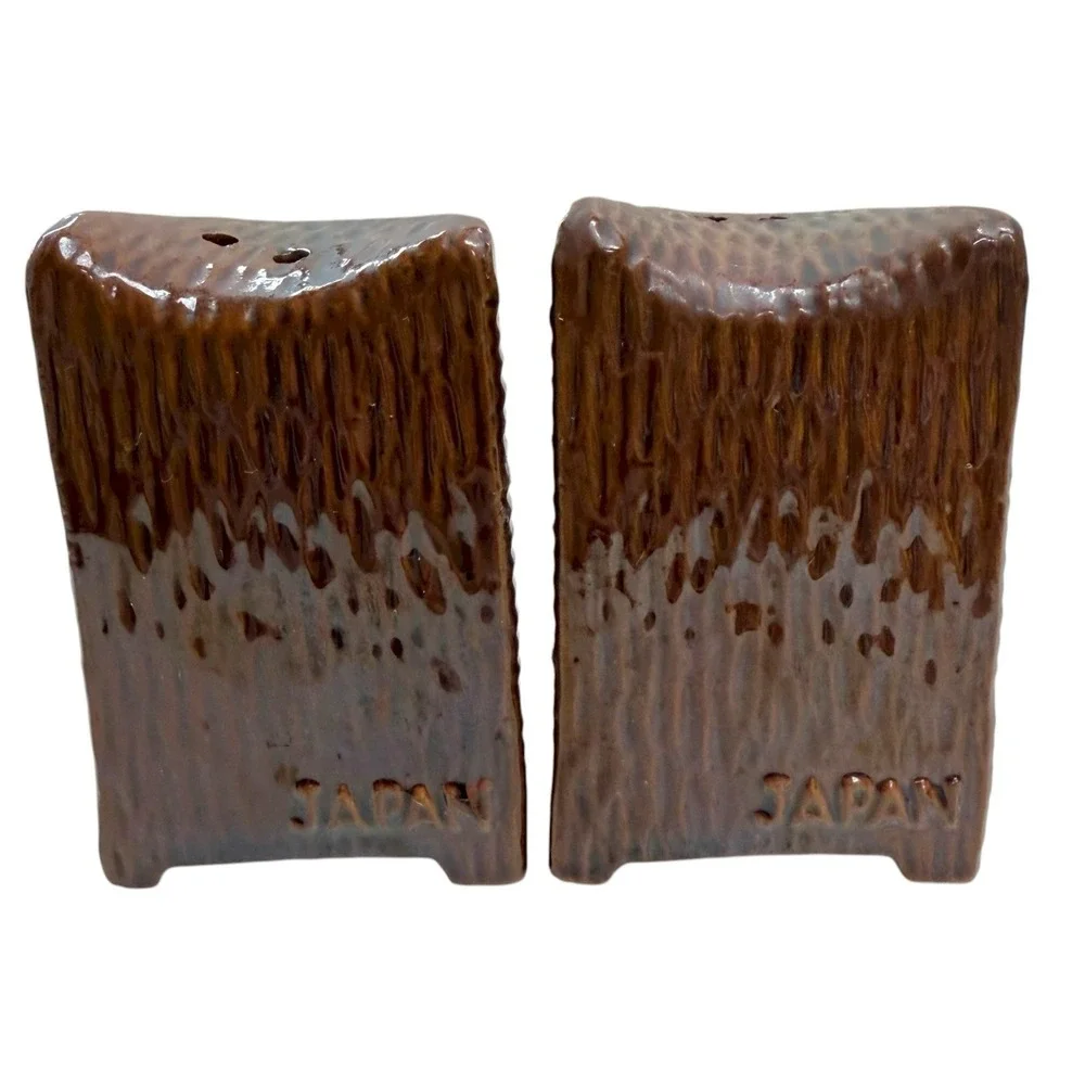 Vintage Tiki Hawaiian Ceramic Salt & Pepper Shakers Brown Gold‎ Made In Japan
